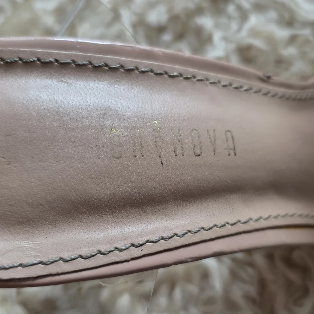 Fashion Nova Clear Strap Block Heel Sandals Nude Size‎ 9